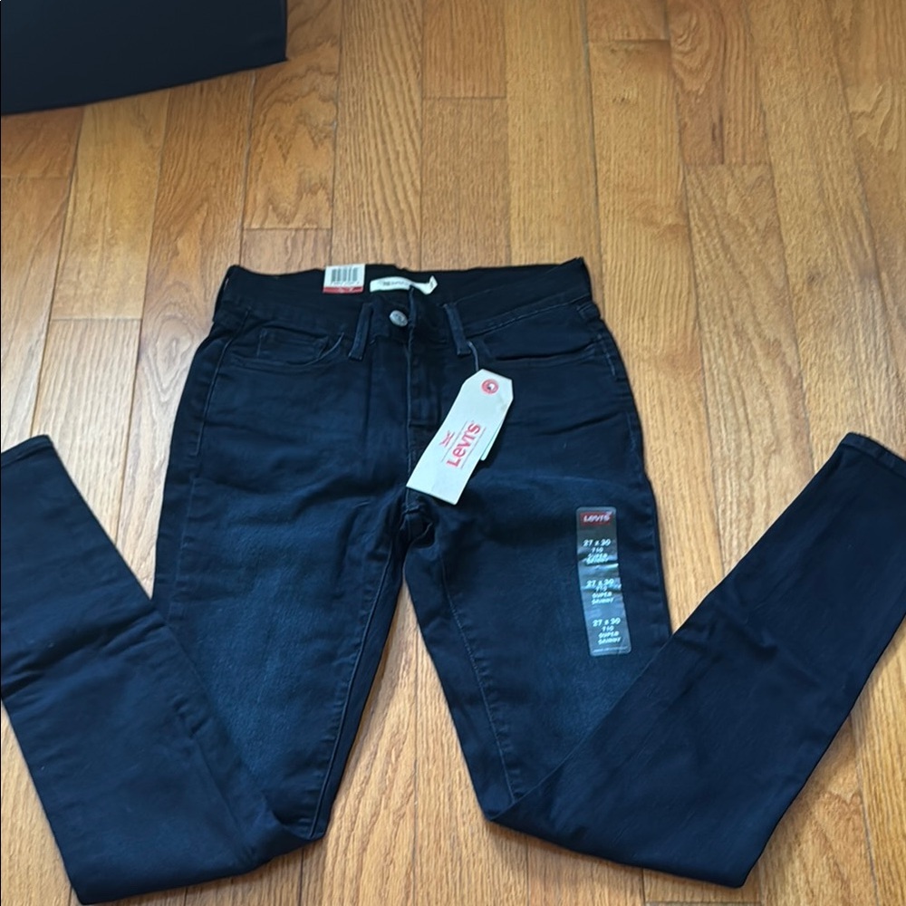 Levi's Women's Black Jeans
